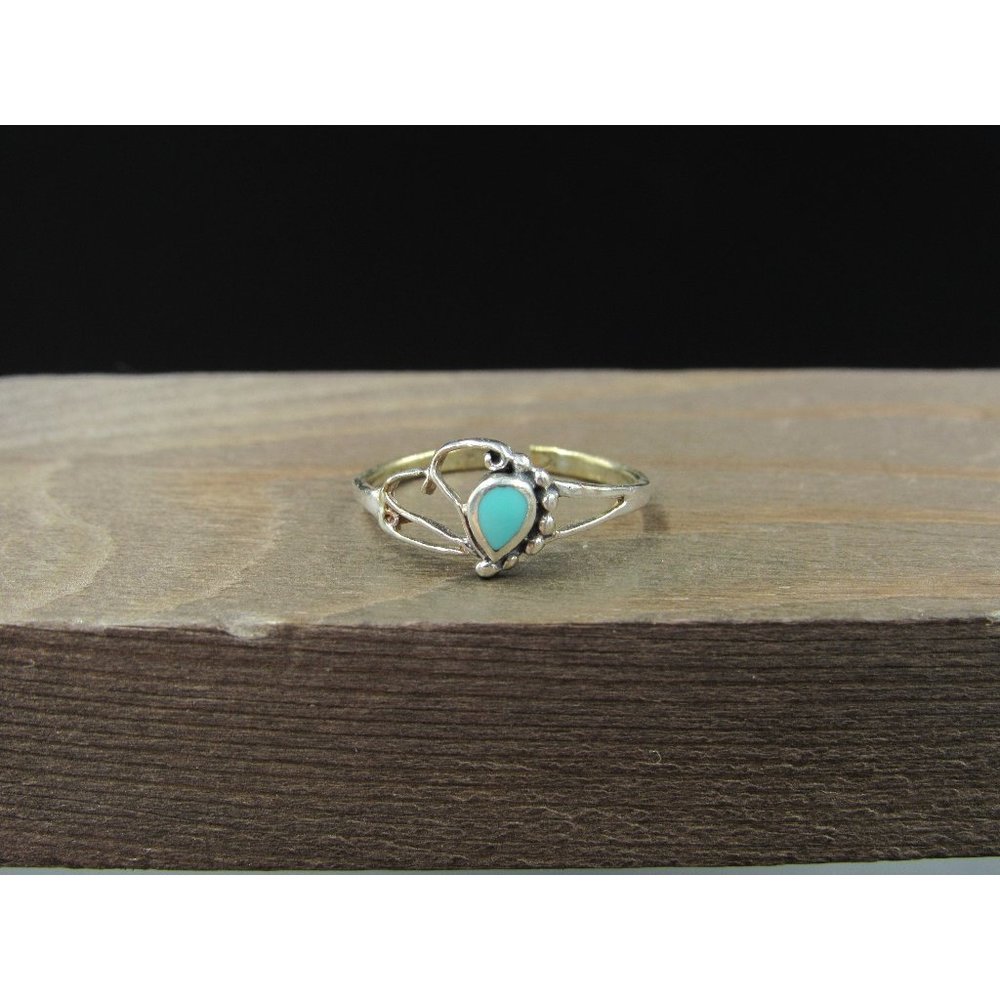 Size 6.5 Sterling Silver Petite Light Blue Inlay Band Ring Vintage Statement